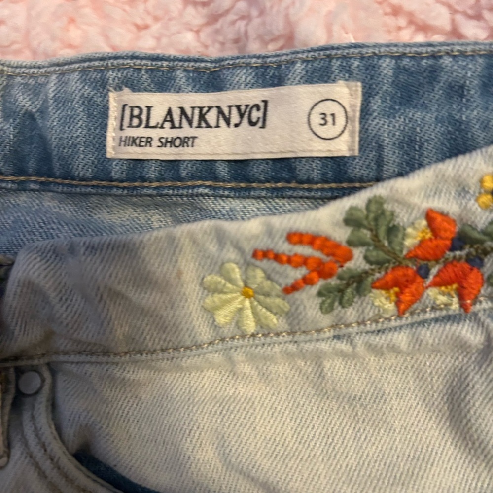 Blank NYC Light Wash Denim Jean Shorts with Multicolor Floral Embroidery - Picture 2 of 15
